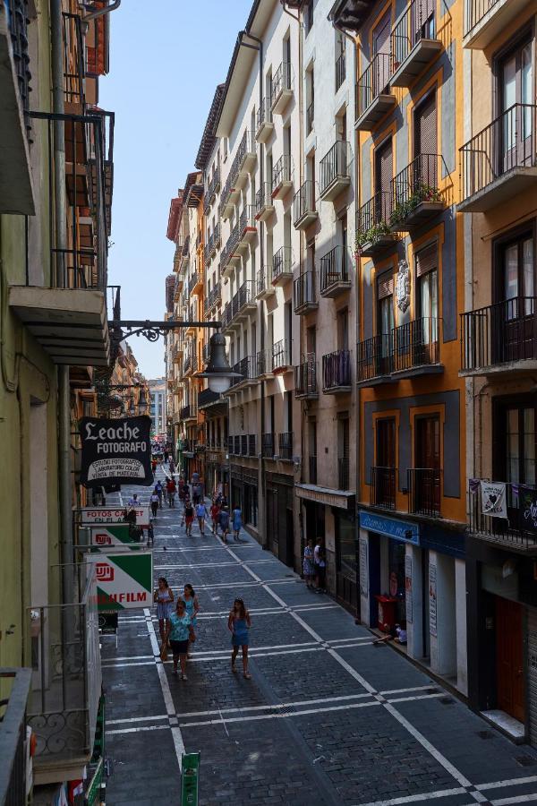 Tuapartamento Centro Estafeta Deluxe Appartement Pamplona Buitenkant foto