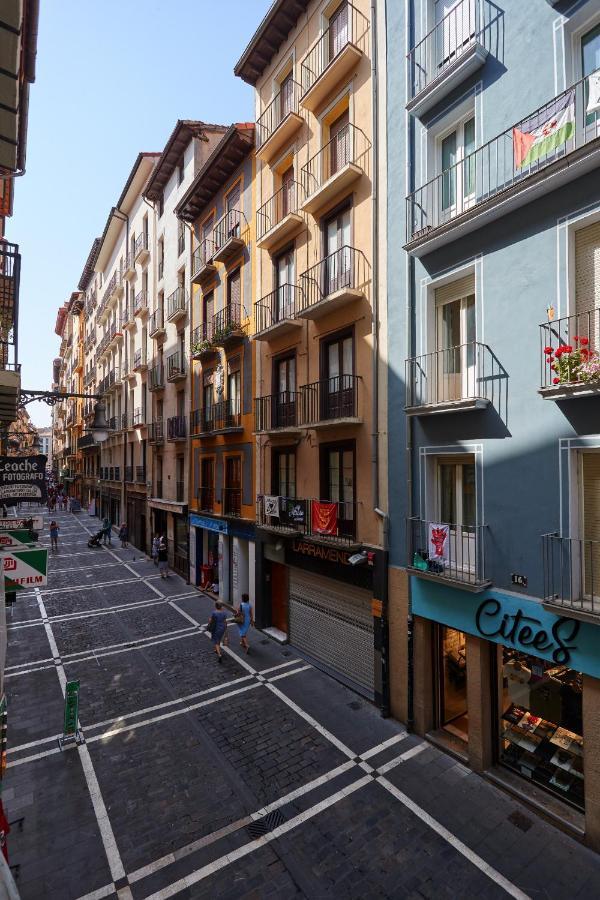 Tuapartamento Centro Estafeta Deluxe Appartement Pamplona Buitenkant foto