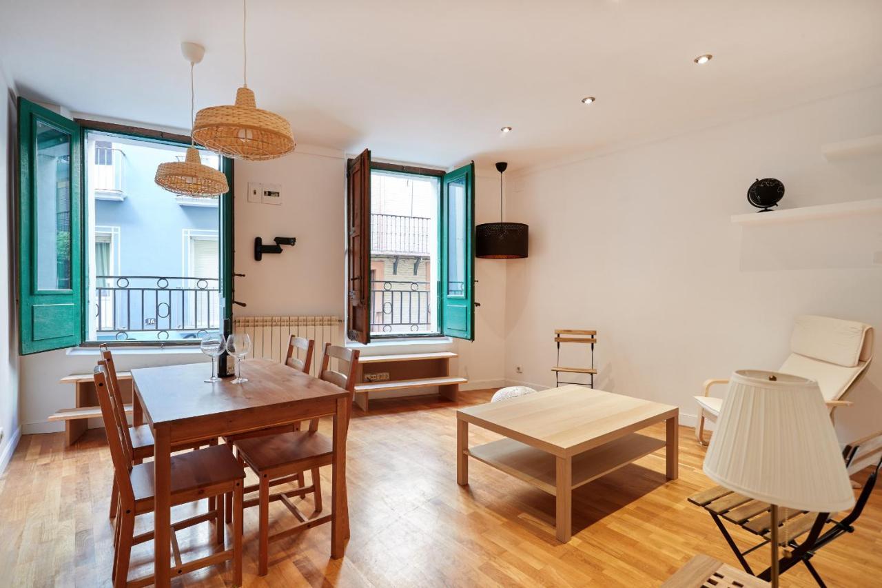 Tuapartamento Centro Estafeta Deluxe Appartement Pamplona Buitenkant foto