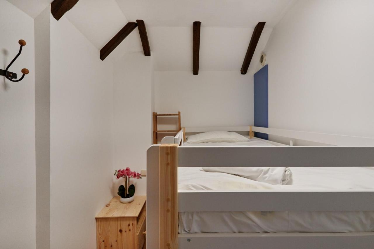 Tuapartamento Centro Estafeta Deluxe Appartement Pamplona Buitenkant foto