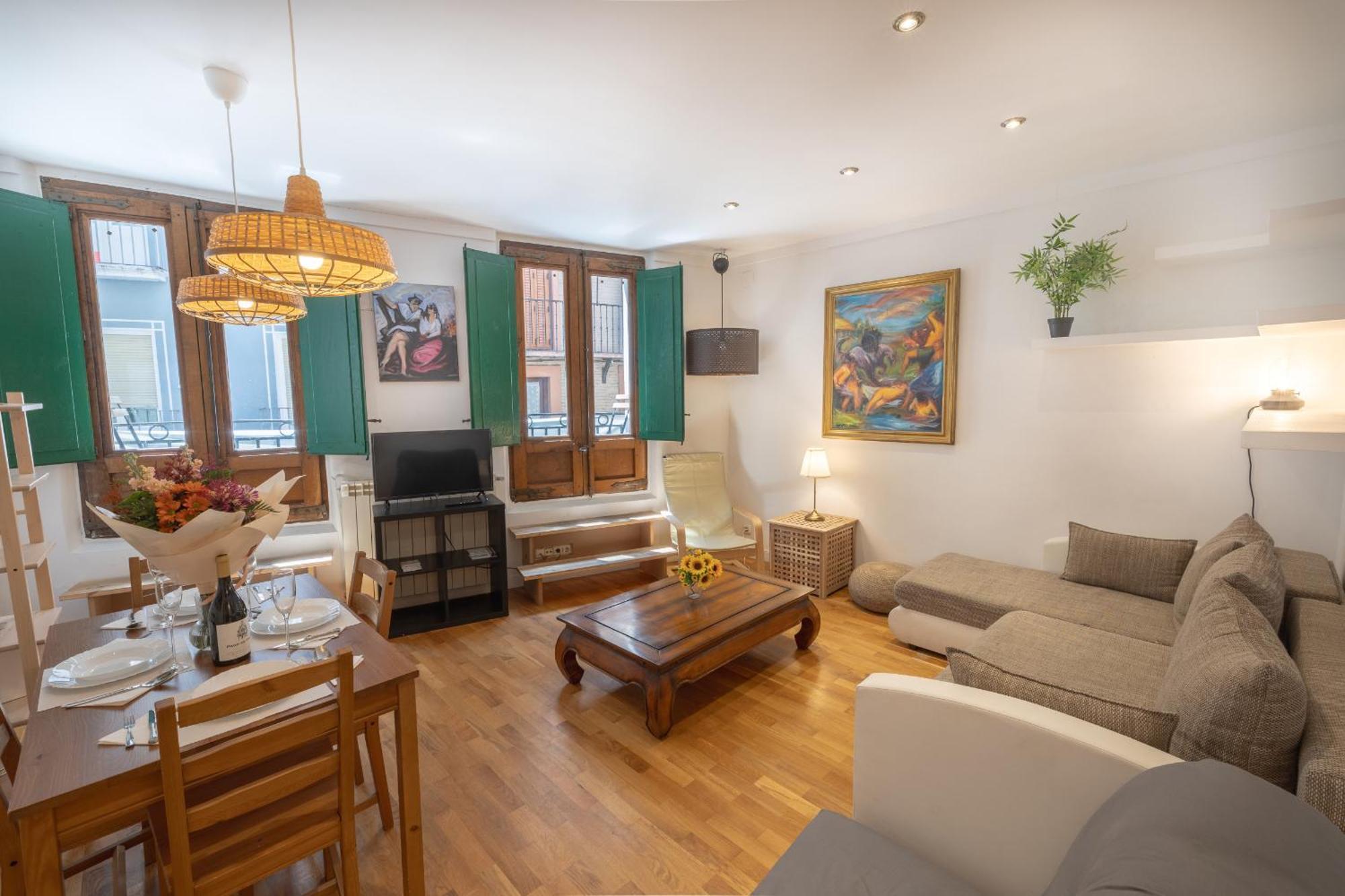 Tuapartamento Centro Estafeta Deluxe Appartement Pamplona Buitenkant foto