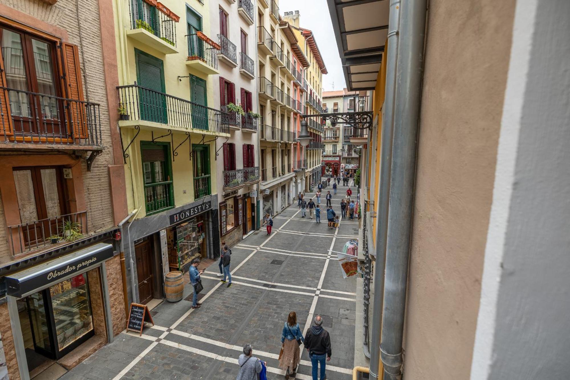 Tuapartamento Centro Estafeta Deluxe Appartement Pamplona Buitenkant foto